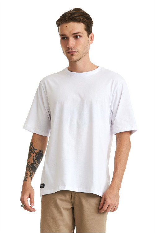 Camiseta Big White